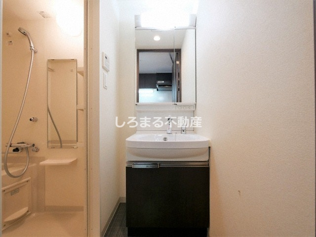 エス・キュート京町堀の洗面所