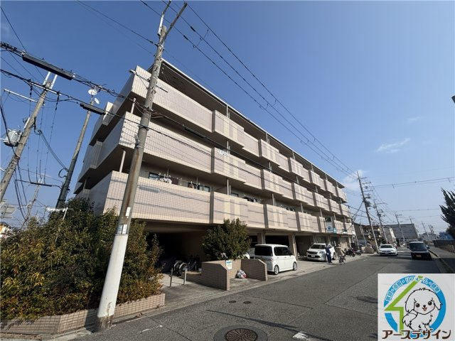 サンロイヤル神戸西の外観