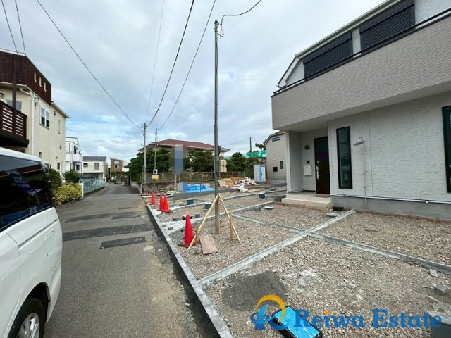 新築戸建　茅ヶ崎市東海岸南4丁目の前面道路含む現地写真