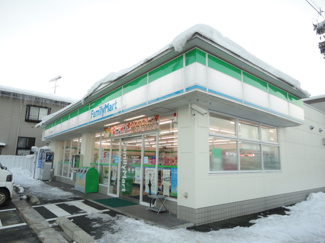 【周辺】 | サンライズ東根 | ファミリーマートさくらんぼ東根駅前店まで1,077ｍ