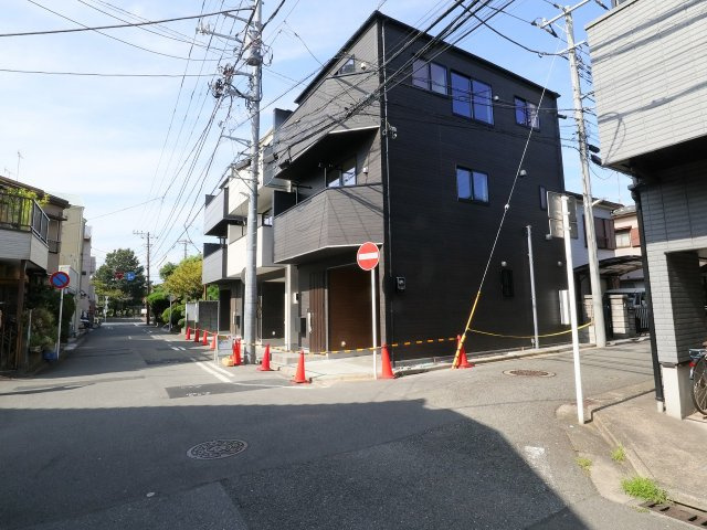 ♪弊社売主仲介手数料無料　新築戸建　3号棟（川崎区池上新町2丁目）全3棟の前面道路含む現地写真|現地（2025年9月）撮影