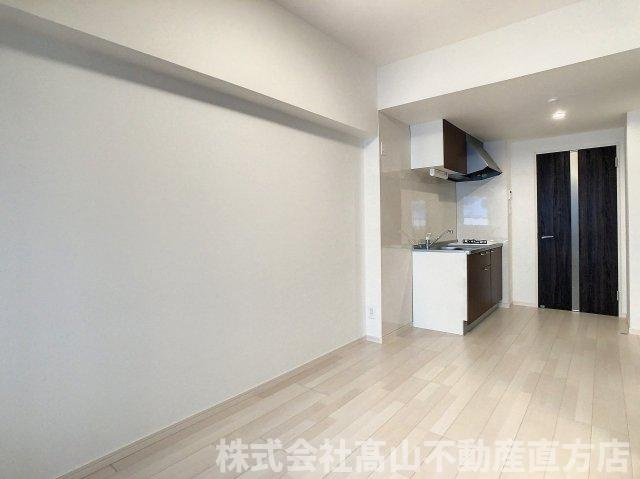 レジェンド直方二番館の居間・リビング