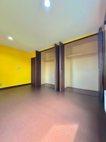 厚別西5条2丁目の収納|洋室収納スペース！