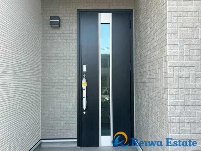 新築戸建　茅ヶ崎市東海岸南4丁目の玄関