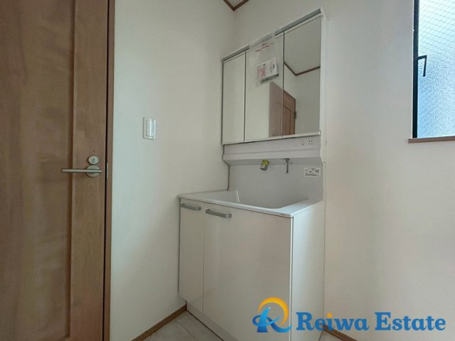 新築戸建　茅ヶ崎市東海岸南4丁目の独立洗面台