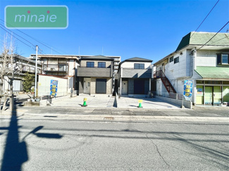 【前面道路含む現地写真】 | 並列２台駐車　リビング階段　全2棟　B号棟　南大野 | 販売現地