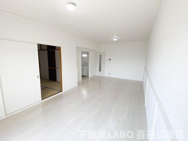 流町ビューハイツの居間・リビング