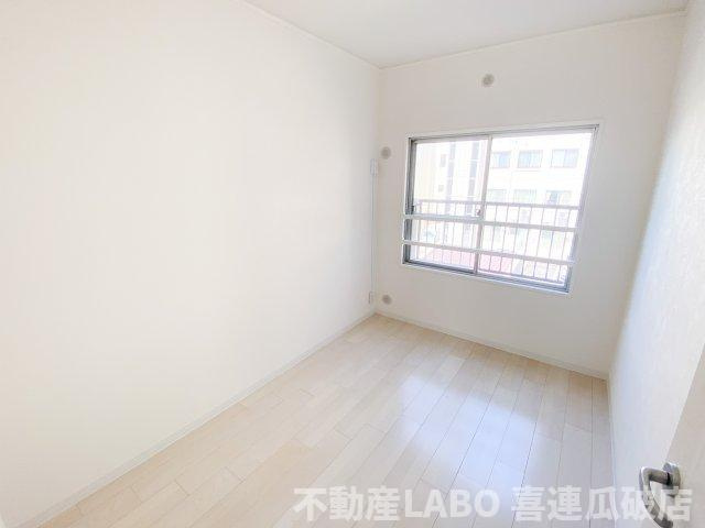 流町ビューハイツの洋室