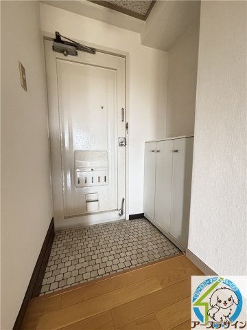 山崎ビルの玄関