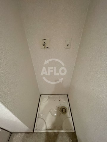 エステムプラザ梅田WEST　上福島小学校区の設備|エステムプラザ梅田WEST　洗濯機置場