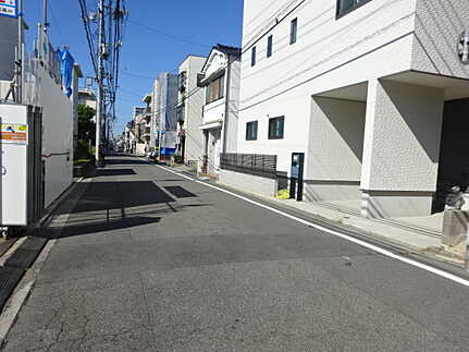 宇品西2丁目の前面道路含む現地写真