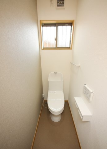 メゾン村建のトイレ