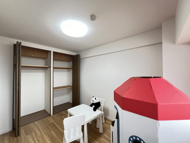 ユニライフ大和高田の洋室|子供部屋にぴったりな洋室5.5帖です
