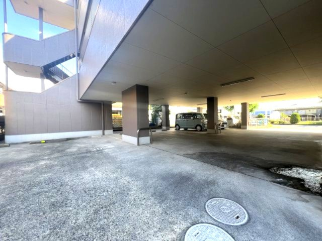 セブンスズキの駐車場|駐車スペースもあります