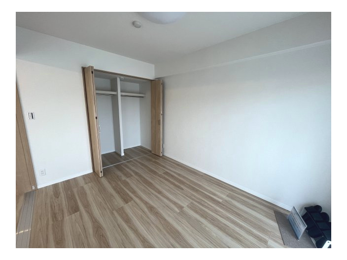 新座市大和田「ライオンズマンション新座第２」の洋室