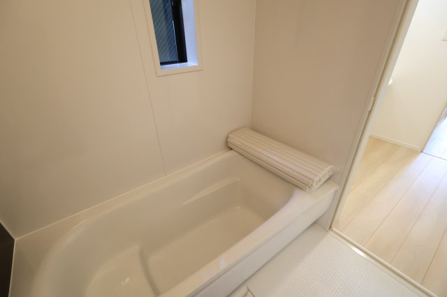 《仲介手数料無料》浦和区木崎５丁目26-18(全1戸)新築一戸建てクレイドルガーデンの浴室