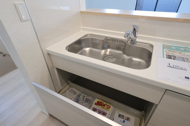 《仲介手数料無料》浦和区木崎５丁目26-18(全1戸)新築一戸建てクレイドルガーデンのキッチン