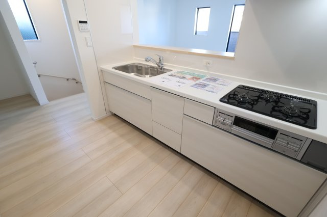 《仲介手数料無料》浦和区木崎５丁目26-18(全1戸)新築一戸建てクレイドルガーデンのキッチン