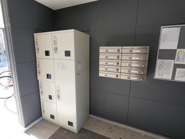 フラッティ上玄京の設備|宅配BOXあり