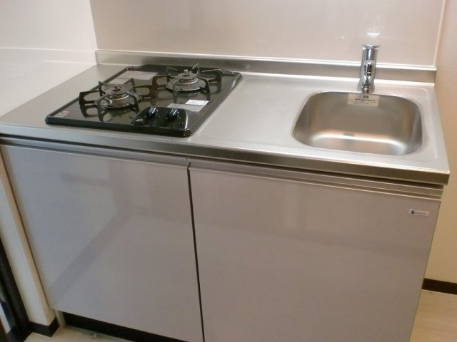 フラッティ上玄京のキッチン|２口ガスコンロ・システムキッチン