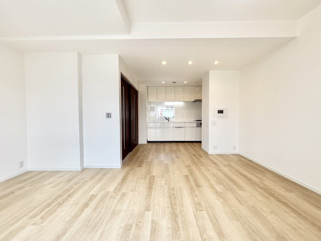 【居間・リビング】