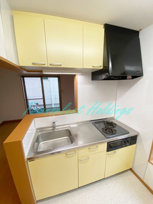 【キッチン】 | ビラ堀ノ内 | 人気のカウンターキッチン♪2口ガスキッチン♪