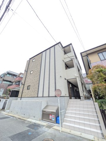 アザーレ・キュリオス宮崎台の外観