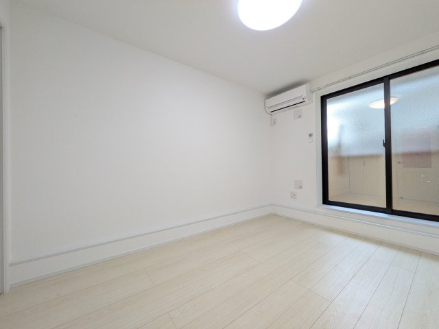 アザーレ・キュリオス宮崎台の居間・リビング