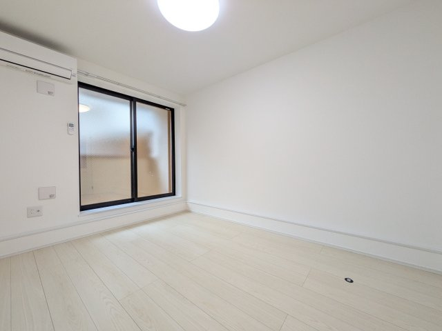 アザーレ・キュリオス宮崎台の居間・リビング