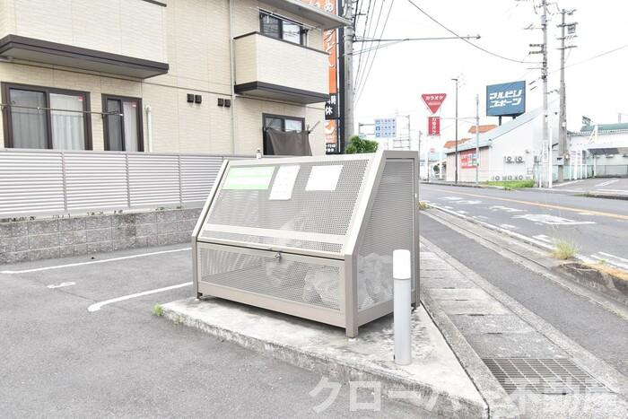 アヴァンサール 優|ゴミ庫