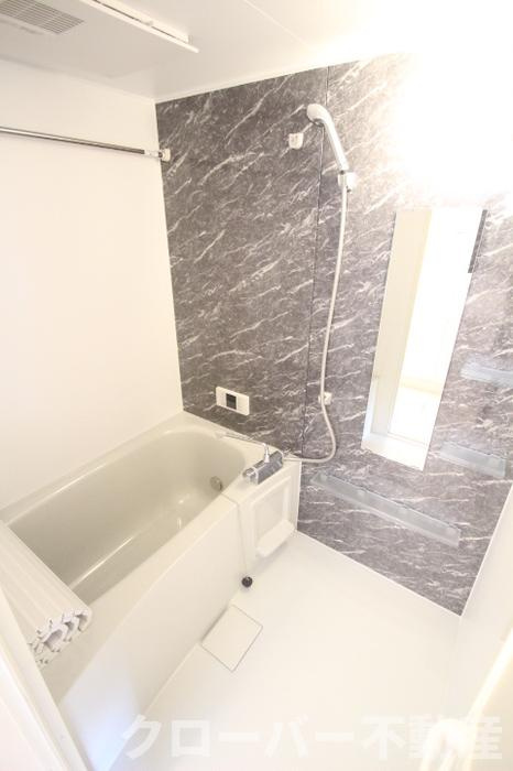 アヴァンサール 優の浴室|浴室