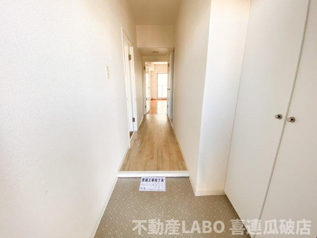 メゾンラシャンテの玄関