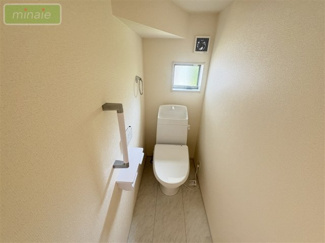【トイレ】 | パントリー　WIC　並列2台駐車　本北方2　全2棟　1号棟 | 同タイプ仕様