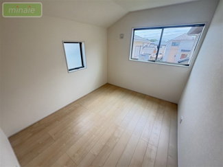 【洋室】 | パントリー　WIC　並列2台駐車　本北方2　全2棟　1号棟 | 同タイプ仕様