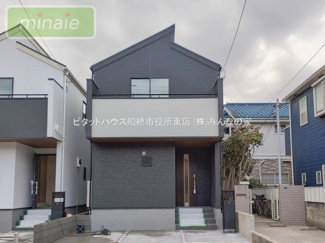 【外観】 | パントリー　WIC　並列2台駐車　本北方2　全2棟　1号棟 | 同タイプ外観
スタイリッシュな外観でゆったりした空間が魅力的です♪