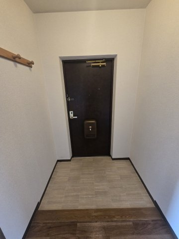 リヴィエールⅠの玄関