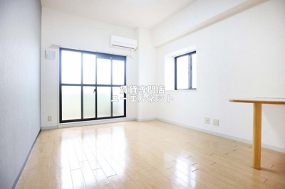 【設備】 | ビスタ江坂南 | 明るく開放感のある室内で、心地よい毎日をお過ごしいただけます