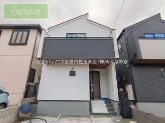 【外観】 | 並列2台駐車　パントリー　WIC　本北方2　全2棟　2号棟 | 販売現地
スタイリッシュな外観でゆったりした空間が魅力的です♪