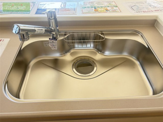 【キッチン】 | 並列2台駐車　パントリー　WIC　本北方2　全2棟　2号棟 | 同タイプ仕様