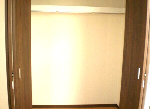 メゾン・プランドールＤ棟の収納