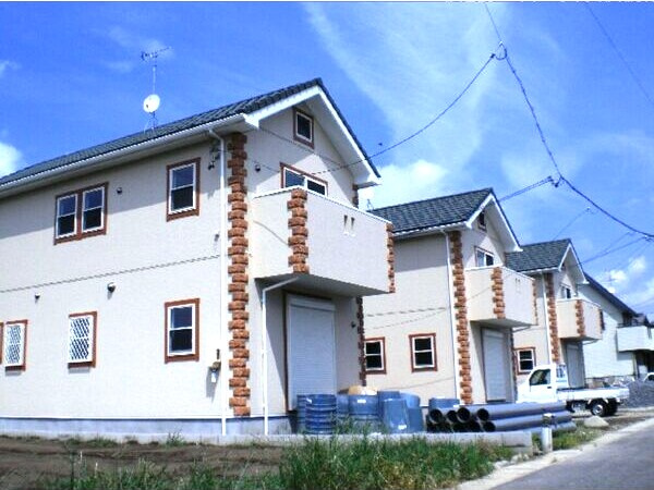 メゾン・プランドールＤ棟の外観