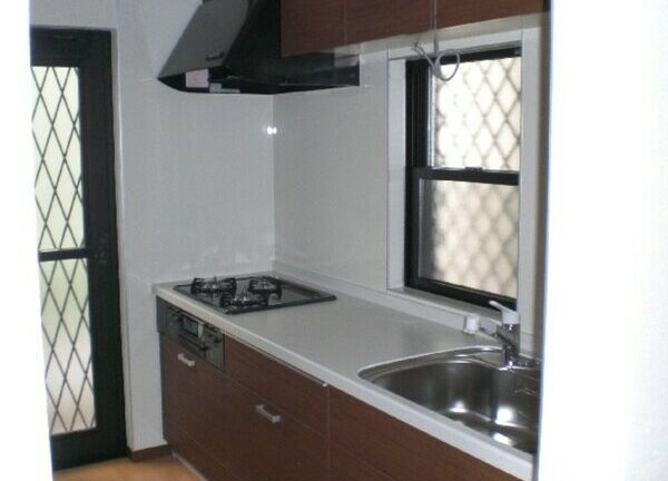 メゾン・プランドールＤ棟のキッチン