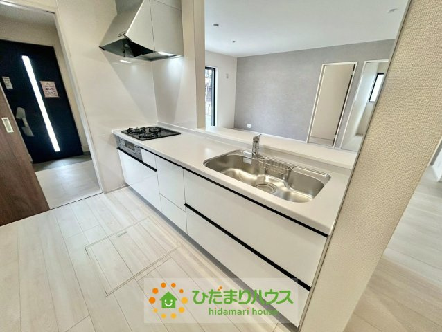 古河下辺見第6　新築一戸建て　06　リーブルガーデンのキッチン