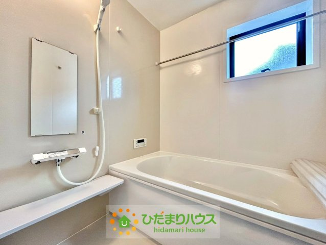 古河下辺見第6　新築一戸建て　06　リーブルガーデンの浴室
