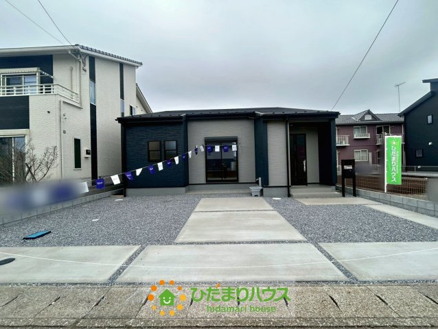 古河下辺見第6　新築一戸建て　06　リーブルガーデンの駐車場