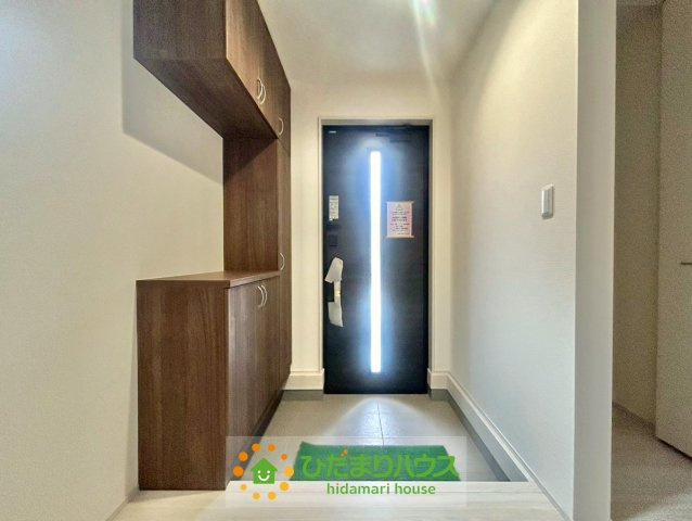 古河下辺見第6　新築一戸建て　06　リーブルガーデンの玄関