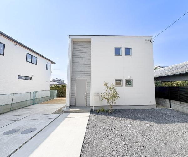 坂ノ市南１丁目ＮＷ　新築の完成予想図|※外観パースは、イメージです。