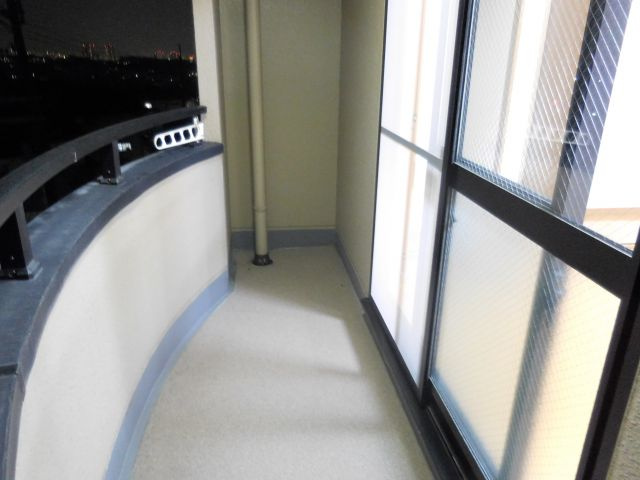 アンフィニィ・松ヶ丘のバルコニー