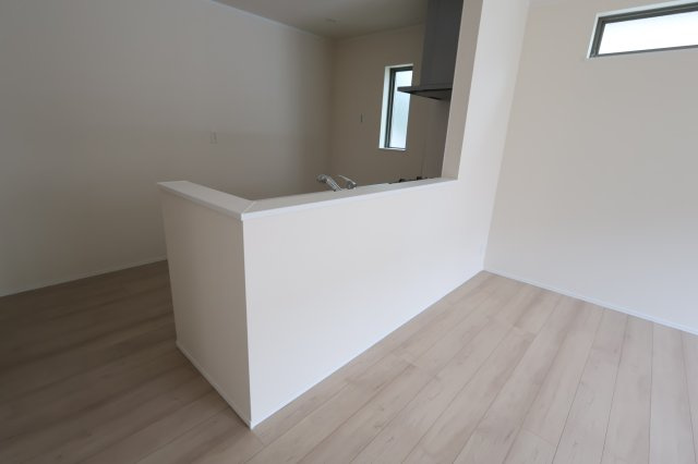 《仲介手数料無料》西区プラザ25-13(全1戸)新築一戸建てハートフルタウンのキッチン|撮影日 2025年10月14日 10:00 曇り