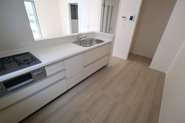 【キッチン】 | 《仲介手数料無料》西区プラザ25-13(全1戸)新築一戸建てハートフルタウン | 撮影日 2025年10月14日 10:00 曇り